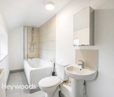 1 bedroom house of multiple occupation to rent - Photo 2