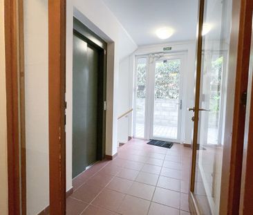 Apartment for rent, 1+KK - Studio, 29m - Photo 2