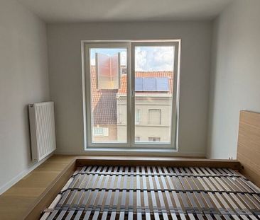 Appartement te huur in Ronse voor € 775 met 1 slaapkamer - Photo 6