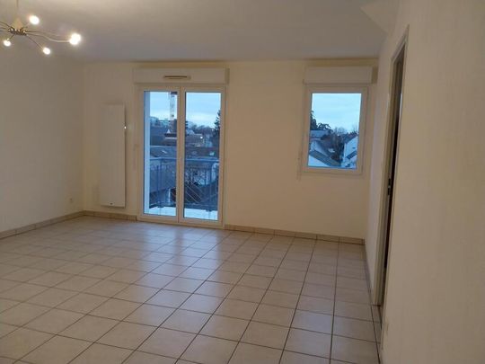 Location Appartement 3 Pièces 84 m² - Photo 1