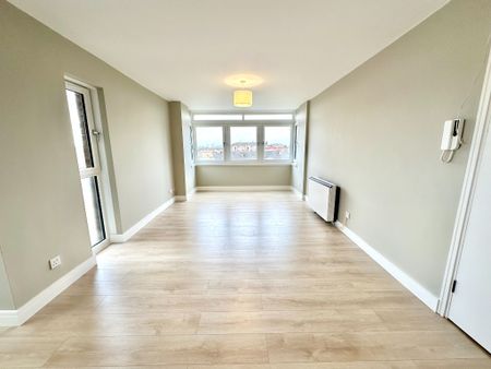 Dirleton Drive, Southside, Glasgow, G41 3BE - Photo 2