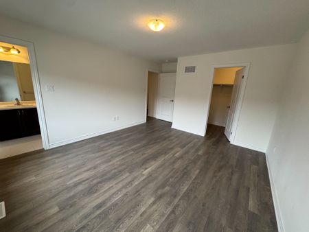 For Lease - 81 Mckernan Avenue Unit# Upper, Brantford, Ontario - Photo 3