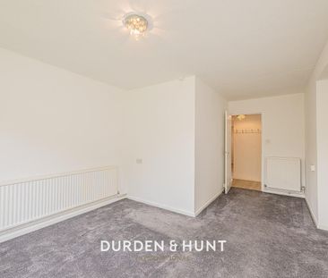 Moreton Road, Ongar - Photo 4