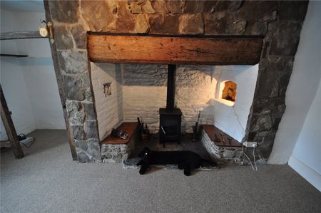 32 High Street - Photo 3