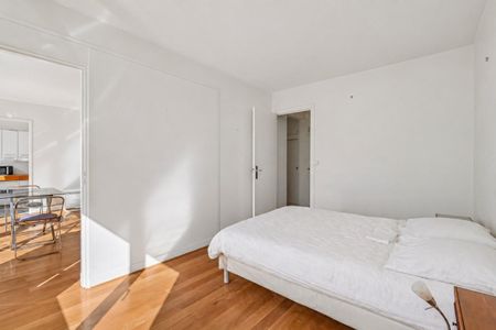 Location Appartement 2 pièces 60m² PARIS 16ème - Photo 5
