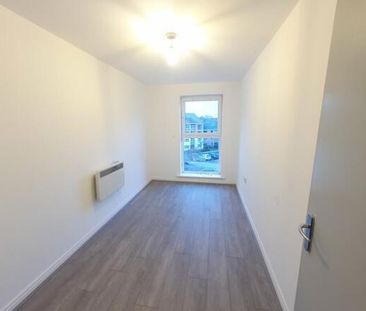 2 bedroom flat to rent - Photo 6