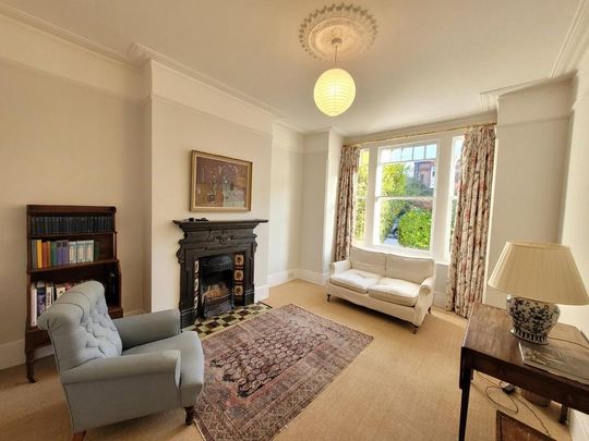 3 bedroom apartment to rent - Photo 1