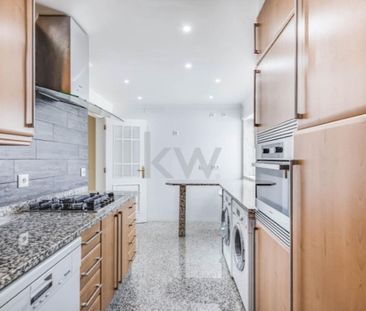 3 room luxury Apartment for rent in Cascais, Portugal - Photo 5