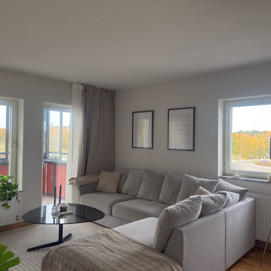 Kungshörnet, Märsta - Photo 1