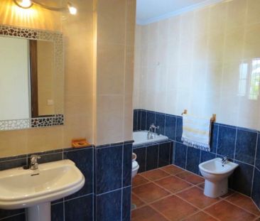 FOUR BEDROOMED HOUSE NEAR FRIGILIANA FOR LONG TERM RENTAL - Photo 5