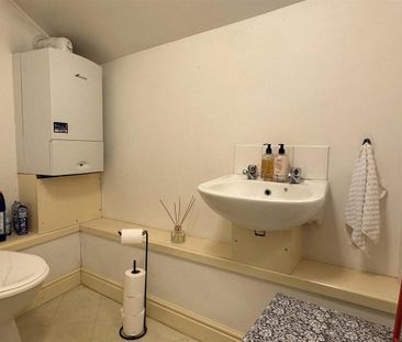 2 bedroom maisonette to rent - Photo 6