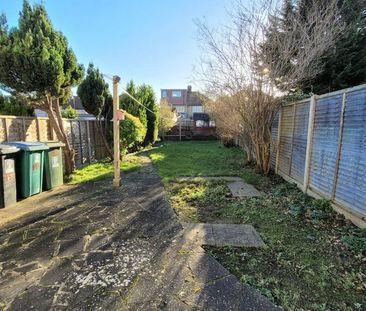 3 bedroom terraced house to rent - Photo 6