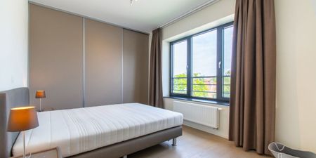 Appartement te huur in Evere voor € 1.400 met 2 slaapkamers - Photo 3