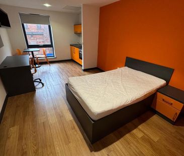 Studio to rent - Photo 4