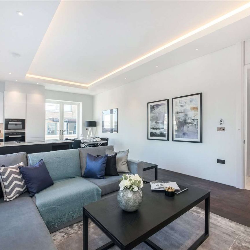 Beautiful penthouse apartment with large private terrace, ideally located for access to the Southbank. 2 bedrooms, 2 bathrooms - beautifully furnished and presented in immaculate condition. - Photo 1