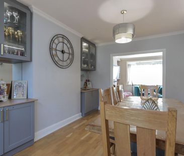 Norfolk Avenue, Watford, Hertfordshire, WD24 - Photo 5