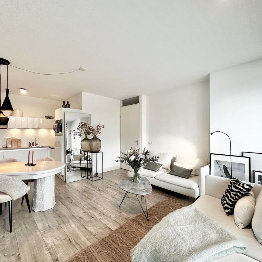 Appartement te huur: Wim van Estlaan 38 1061 MK Amsterdam - Photo 1