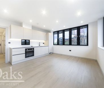 Dingwall Road, East Croydon, Surrey - Photo 1