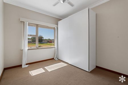 146A Leach Hwy (TOP FLOOR) - Photo 3