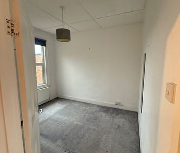 1 Bed Flat, Long Lane, N3 - Photo 5