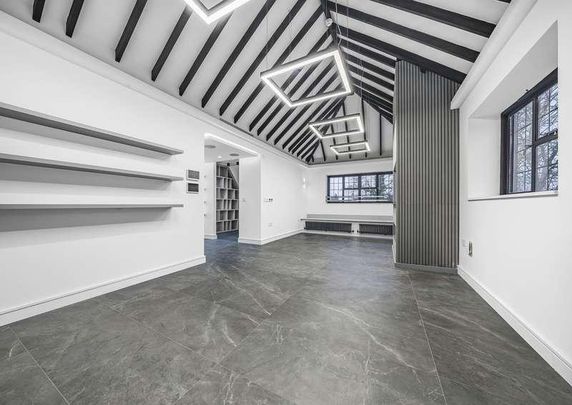 Beech Hill Avenue, Barnet, EN4 - Photo 1