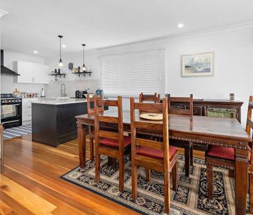 Furnished Duplex with Ocean Views in Prime Kiama Location - Photo 2