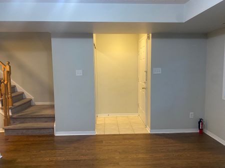 For Lease - 4975 Southampton Drive Unit# 274, Mississauga, Ontario - Photo 2