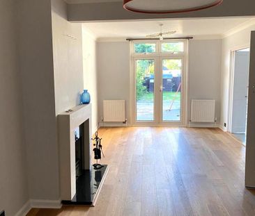 4 bedroom terraced house to rent - Photo 2