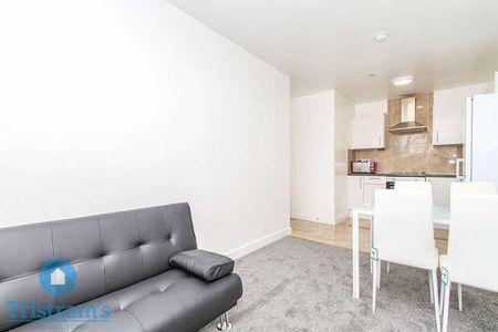 Castle Boulevard, Nottingham, NG7 - Photo 2