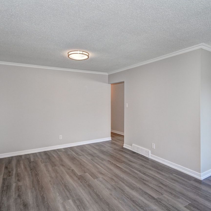 For Lease - 78 Barwood Crescent, Kitchener, Ontario - Photo 1