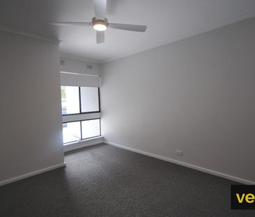 Fully Renovated Unit in Great Location! - Photo 5