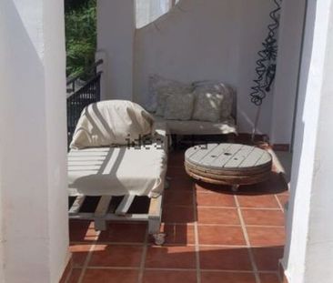 Alquiler de chalet adosado en Calle Algatocín - Photo 3