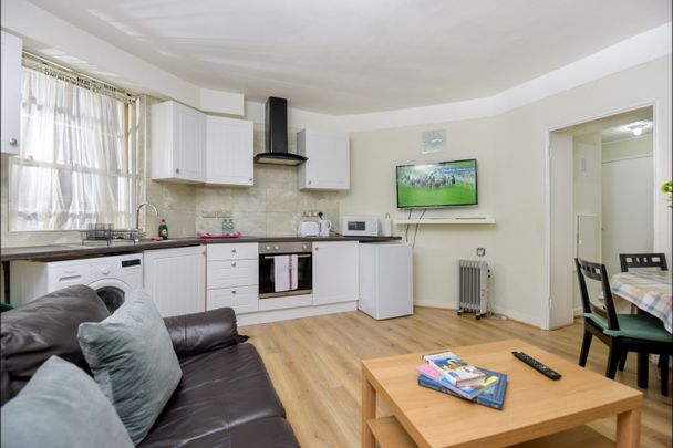 1 Bed Flat, Bayswater, W2 - Photo 1