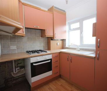 2 bedroom maisonette to rent - Photo 1