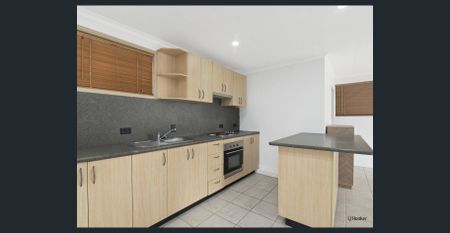 Spacious One-Bedroom Ground Floor Unit! - Photo 4