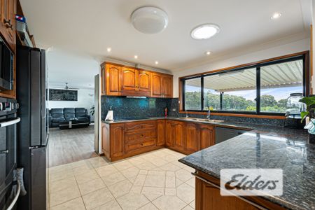 24 Boambee Close - Photo 5