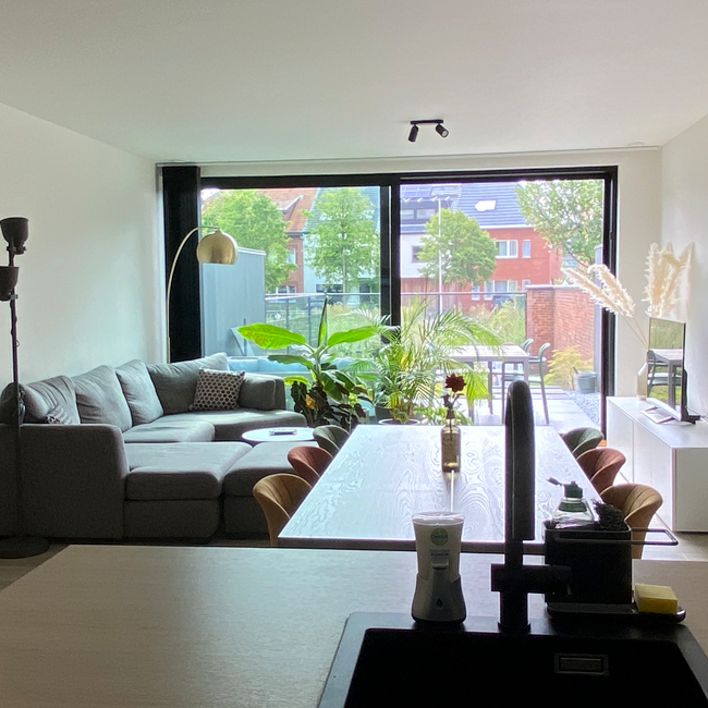 Gelijkvloers app. te huur in Hasselt voor € 1.175 met 2 slaapkamers - Photo 1