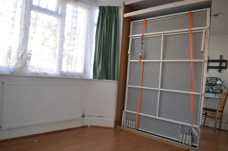 Studio Flat, Blandford Road, BR3 - Photo 4