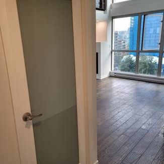 Renovated View LOFT for rent - Photo 1