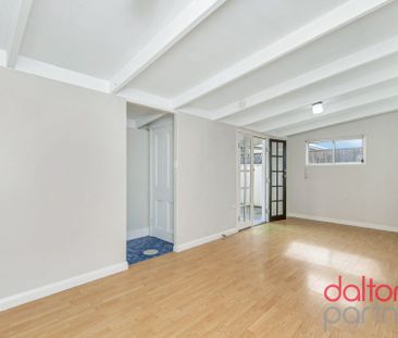 Stylish Carrington Cottage! - Photo 2