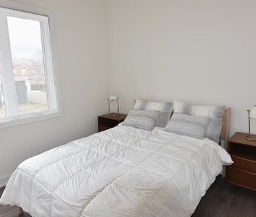 A Quiet And Safe Community Close To Downtown Ottawa | All-inclusive... - Photo 1