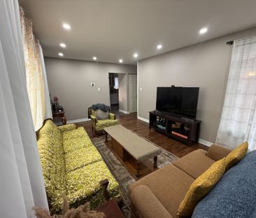 For Lease - 28 Lynmont Road, Toronto, Ontario - Photo 6