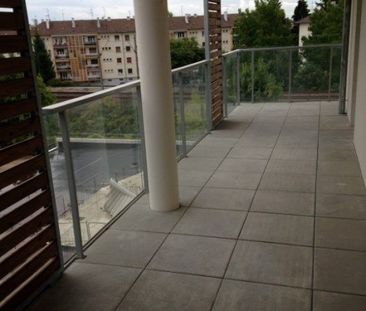 3 pièces récent avec grande terrasse et parking - Photo 4