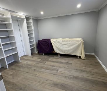 890 MARIGOLD Street #Lower - Photo 2