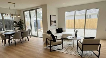 Luxury New Builds in Hauraki - Photo 3