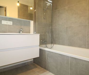 Appartement te huur in Escanaffles voor € 675 met 1 slaapkamer - Photo 4