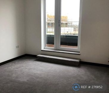 2 bedroom penthouse to rent - Photo 6