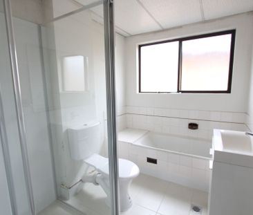 Excellent 2 Bedroom Apartment - Photo 4