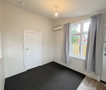 2/102 Barbour Street, Waltham, NZ 8023 - Photo 4