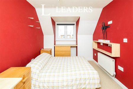 1 bedroom semi-detached house to rent - Photo 2